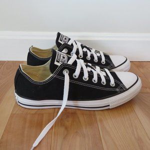 Converse Black Low Top Sneakers